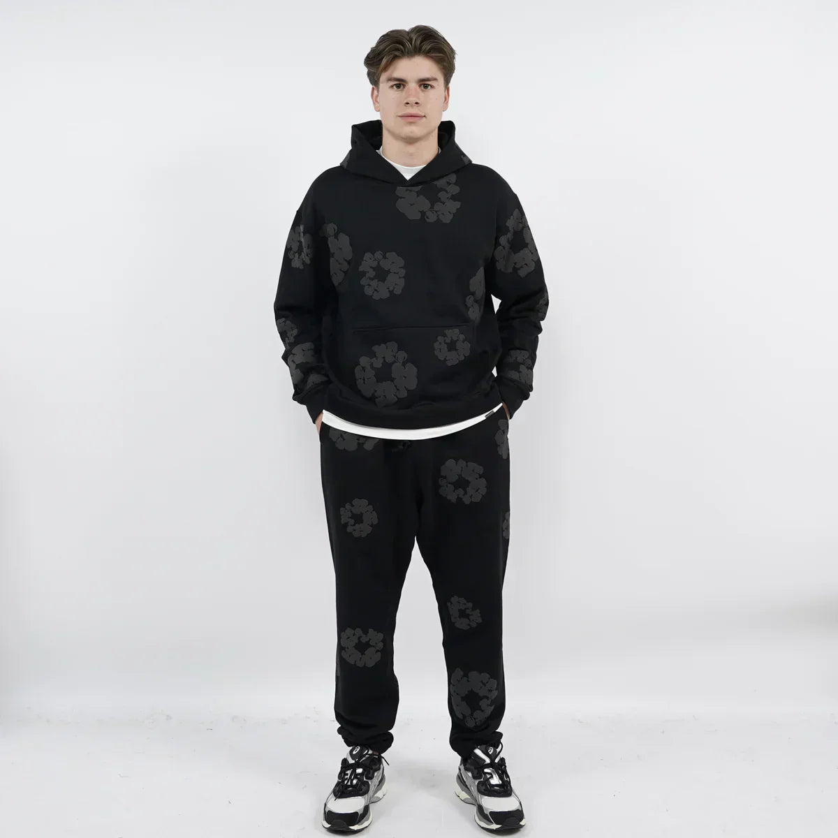 FLOWER SWEATPANTS BLACK MONOCHROME