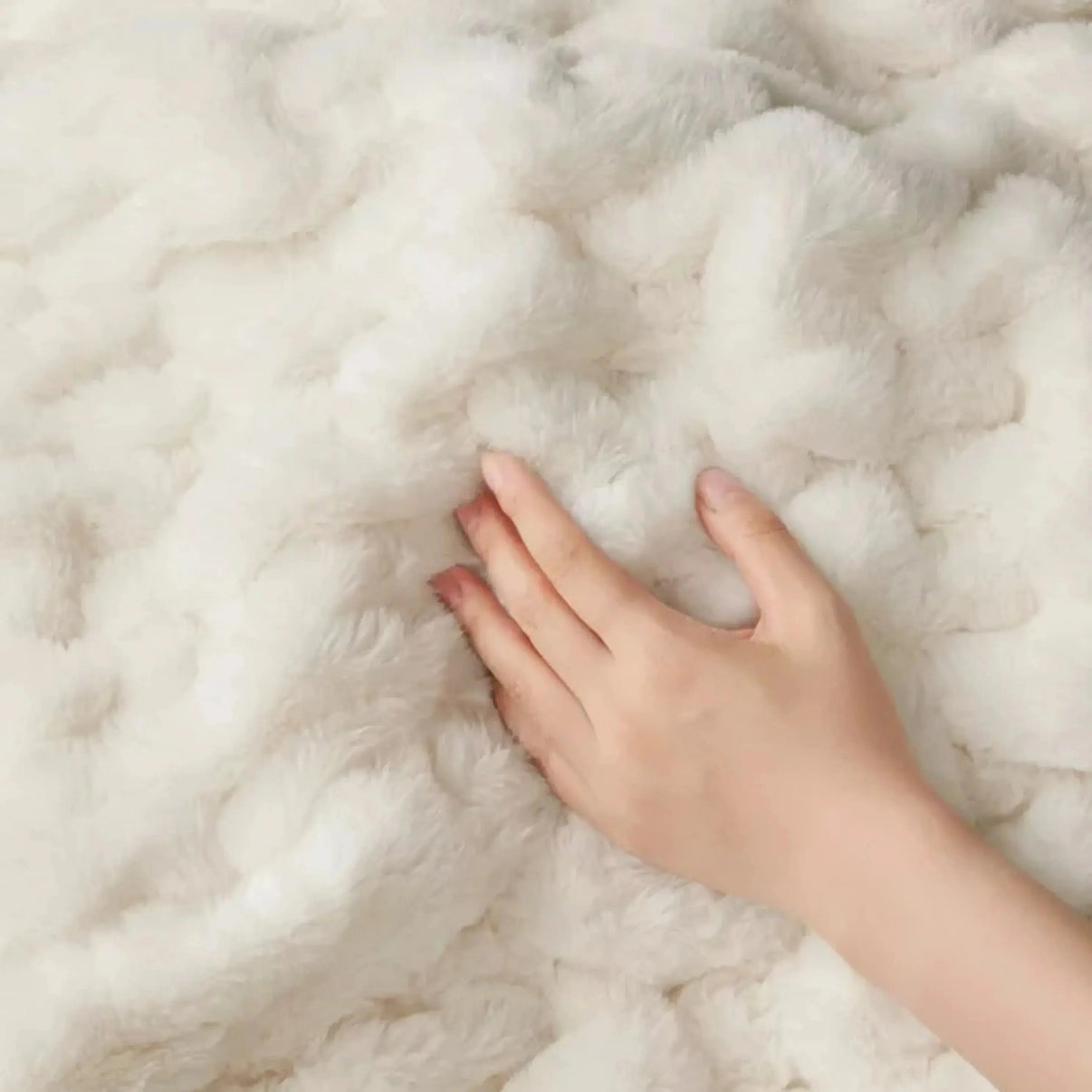 Snuffly® Ruched Faux Fur Cozy Throw Blanket