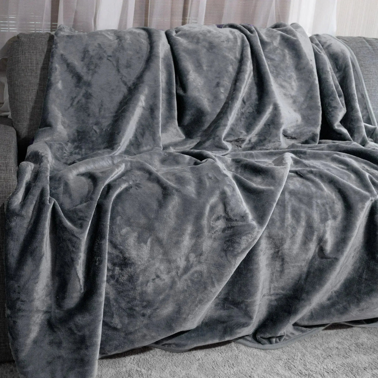 Snuffly® Waterproof Double-Sided Flannel
Blanket