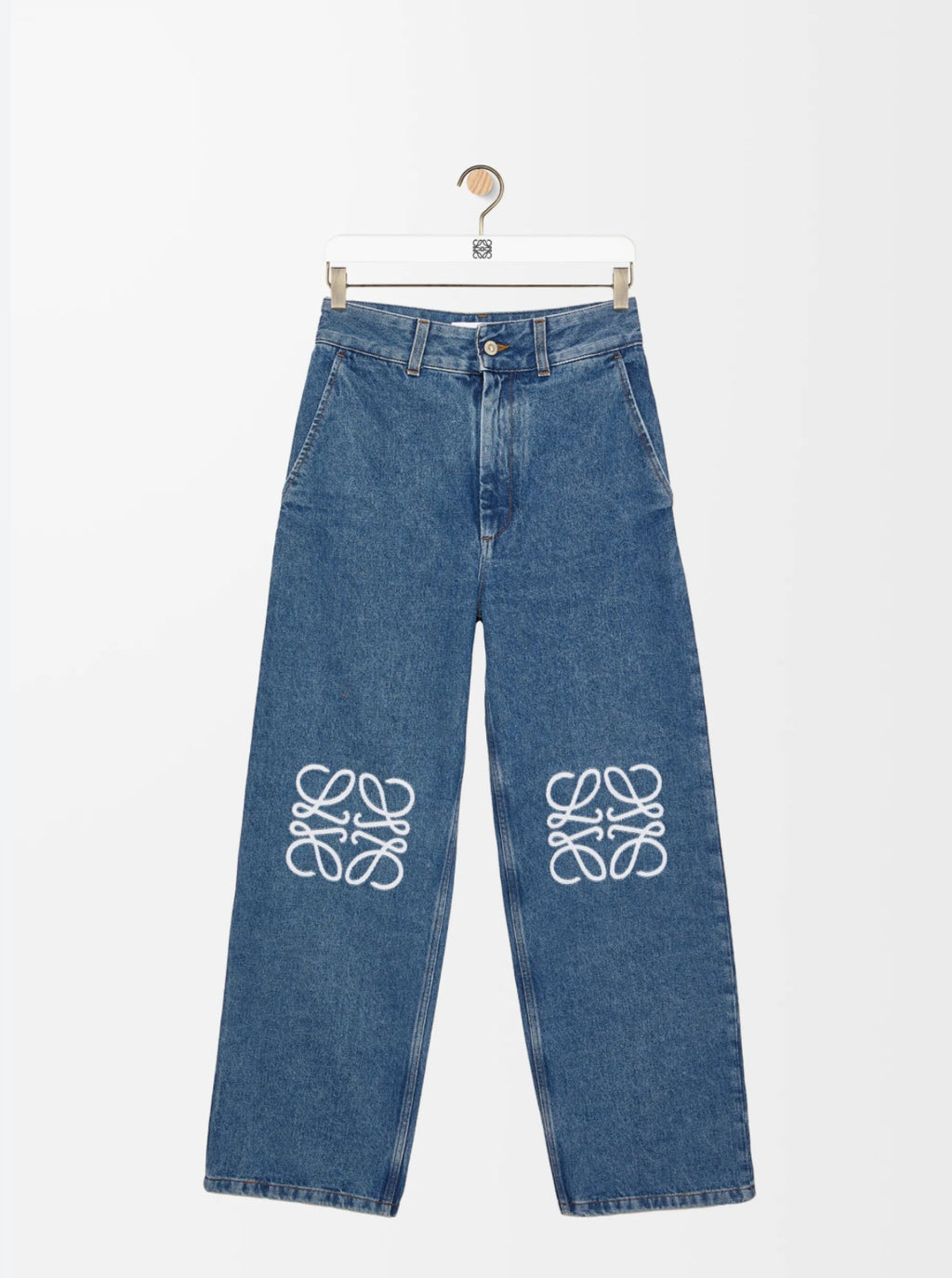 Knee pattern jeans