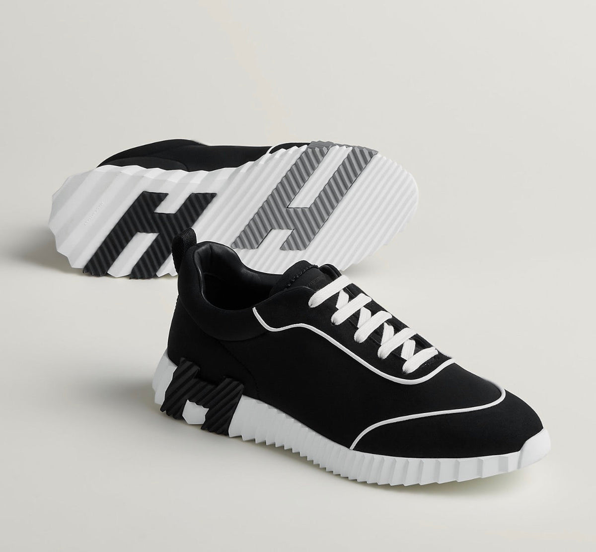 BOUNCE BLACK WHITE LINE SNEAKERS
